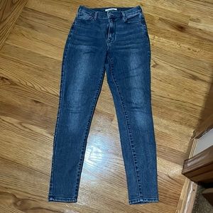 Super high rise jegging